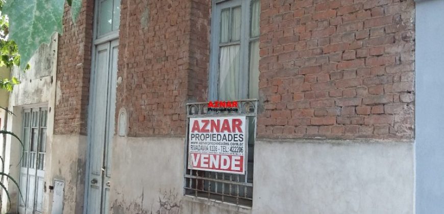 Casa en venta en calle Suárez