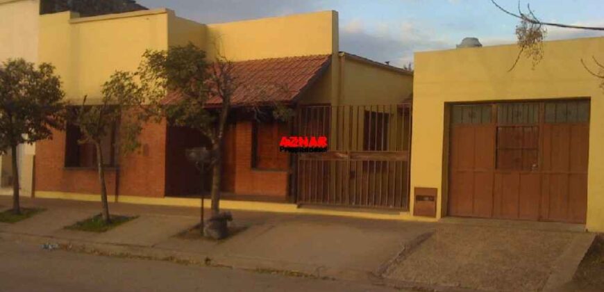 Casa en Juan Manuel de Rosas 489