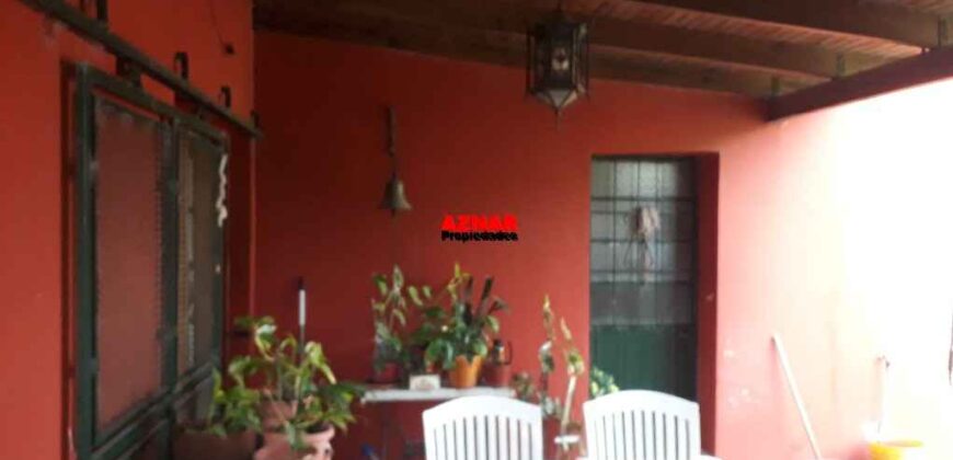 Casa en Juan Manuel de Rosas 489