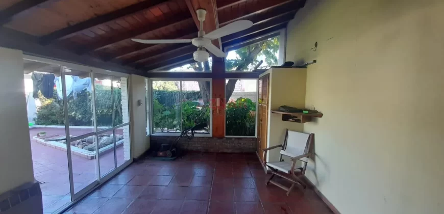 Casa en Ameghino 1942