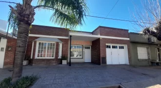 Casa en Ameghino 1942