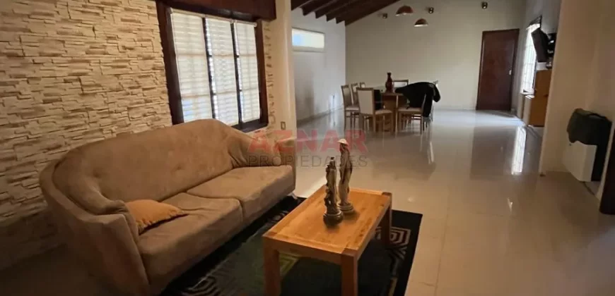 Casa en San Martín 595